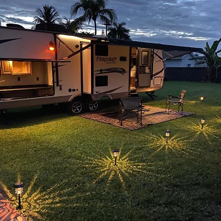 Cozy Camper - Free Parking Hotel Miami Exterior foto