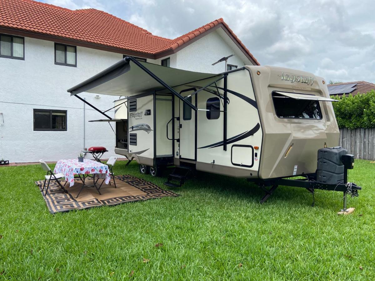 Cozy Camper - Free Parking Hotel Miami Exterior foto